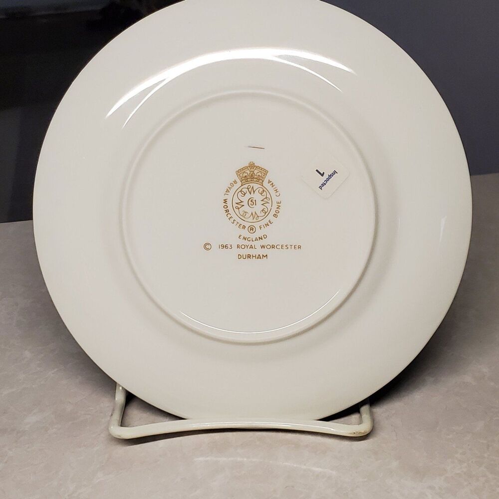 Royal Worcester Durham Pattern Gold Encrusted Bone China Bread Plate 6" 1963 - Picture 3 of 6